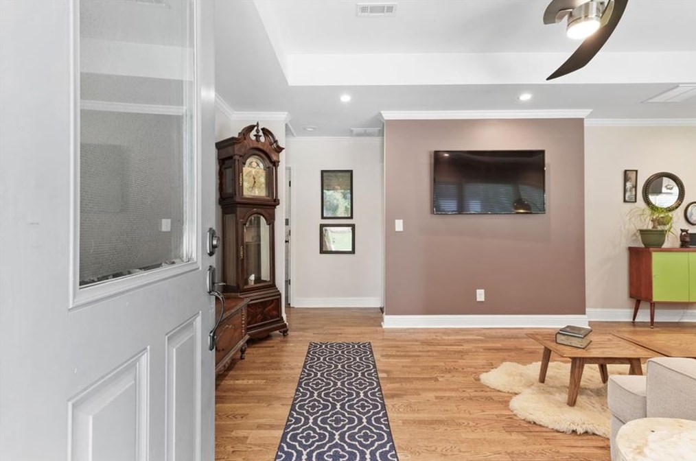 2202 Lilac Ln, Decatur GA  30032-5240 exterior