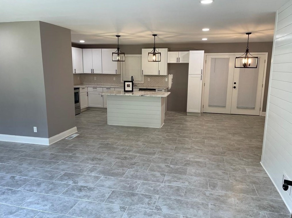 2981 San Jose Dr, Decatur GA  30032-4507 exterior