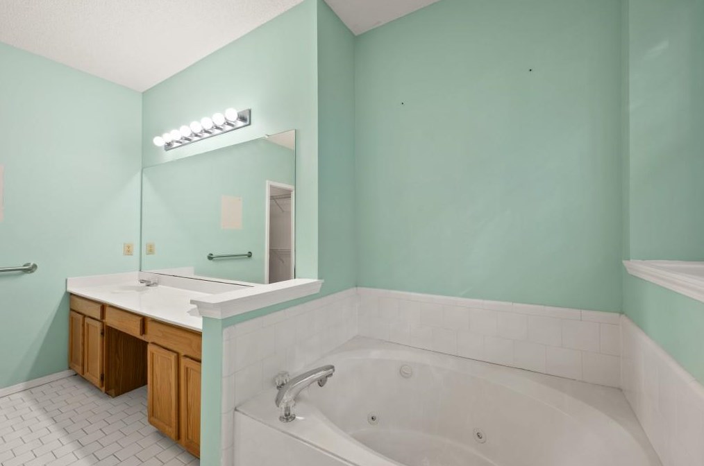 11665 Red Maple Frst Dr, Alpharetta GA 30005-7248 exterior