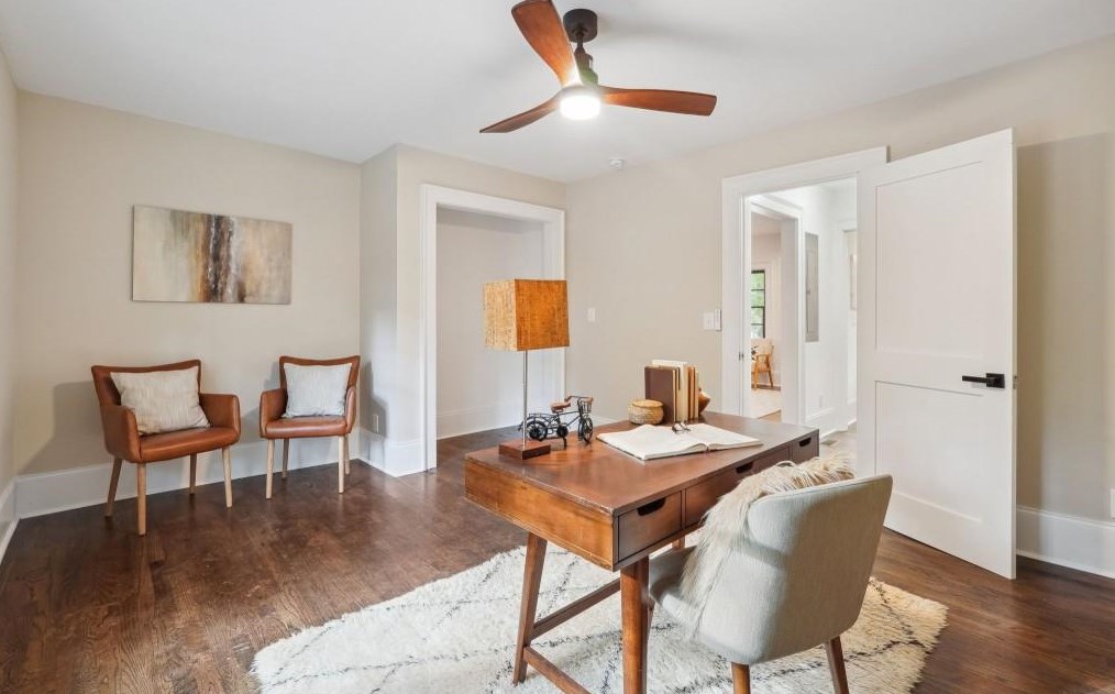 1308 Deerwood Dr, Decatur GA  30030-4512 exterior