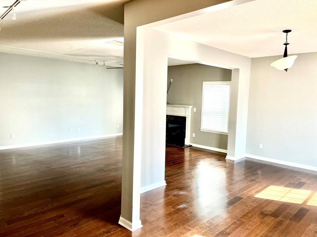 3272 Tiara Cir, Atlanta GA  30311-5214 exterior