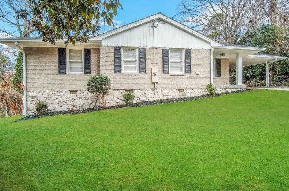 2191 Tilson Cir, Decatur GA  30032-5440 exterior