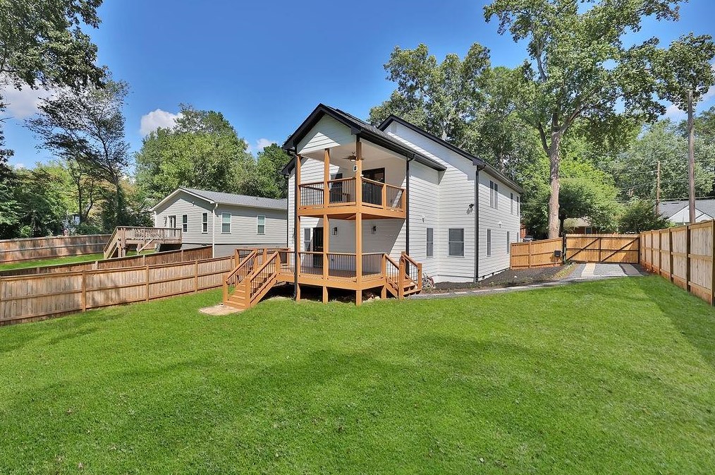 613 Parker Ave, Decatur GA  30032-3950 exterior