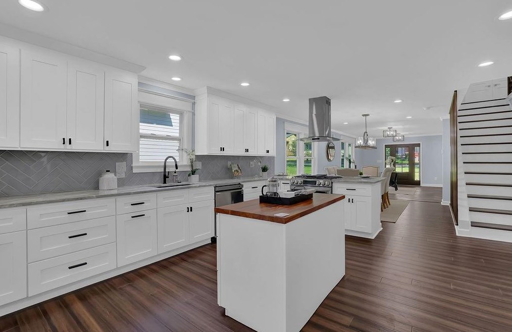 613 Parker Ave, Decatur GA  30032-3950 exterior