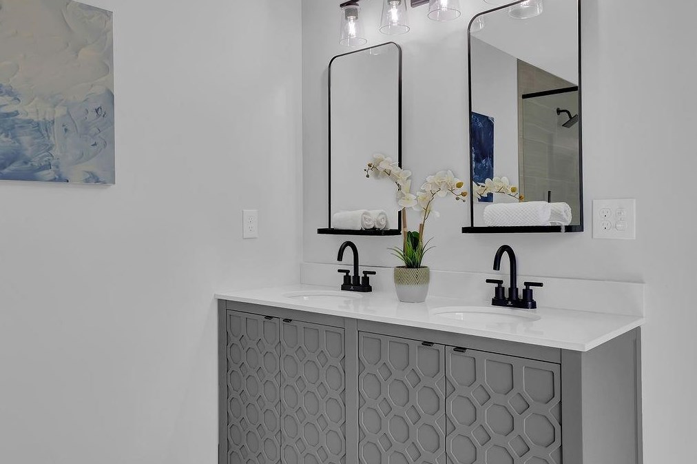 613 Parker Ave, Decatur GA  30032-3950 exterior