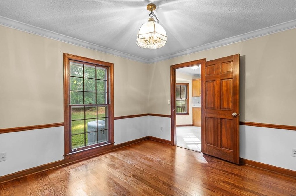 5247 Waterford Dr, Atlanta GA 30338-3129 exterior