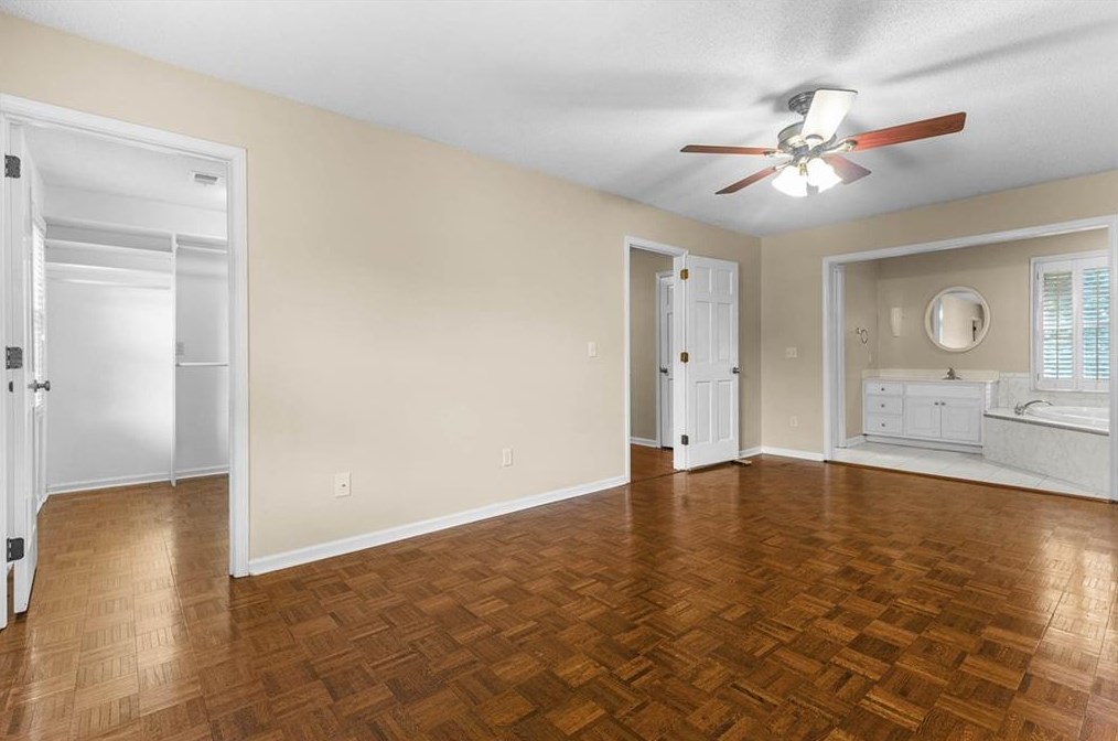 5247 Waterford Dr, Atlanta GA 30338-3129 exterior