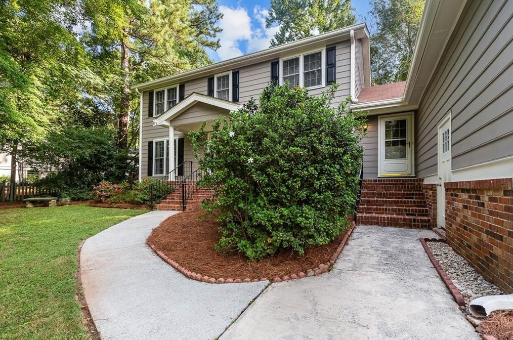 5247 Waterford Dr, Atlanta GA 30338-3129 exterior