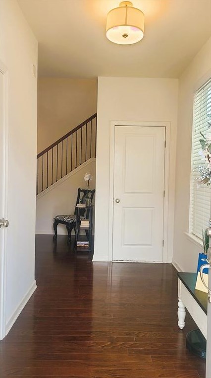 823 Regal Ln, Atlanta GA  30331-8636 exterior