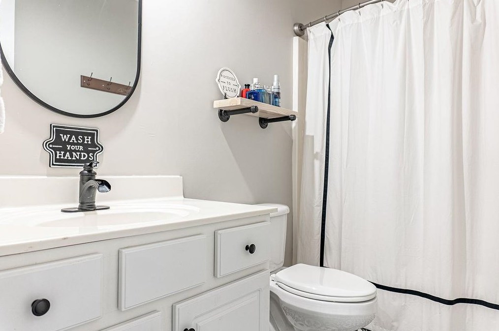 584 Edgewood Dr, Athens GA 30606-1418 exterior