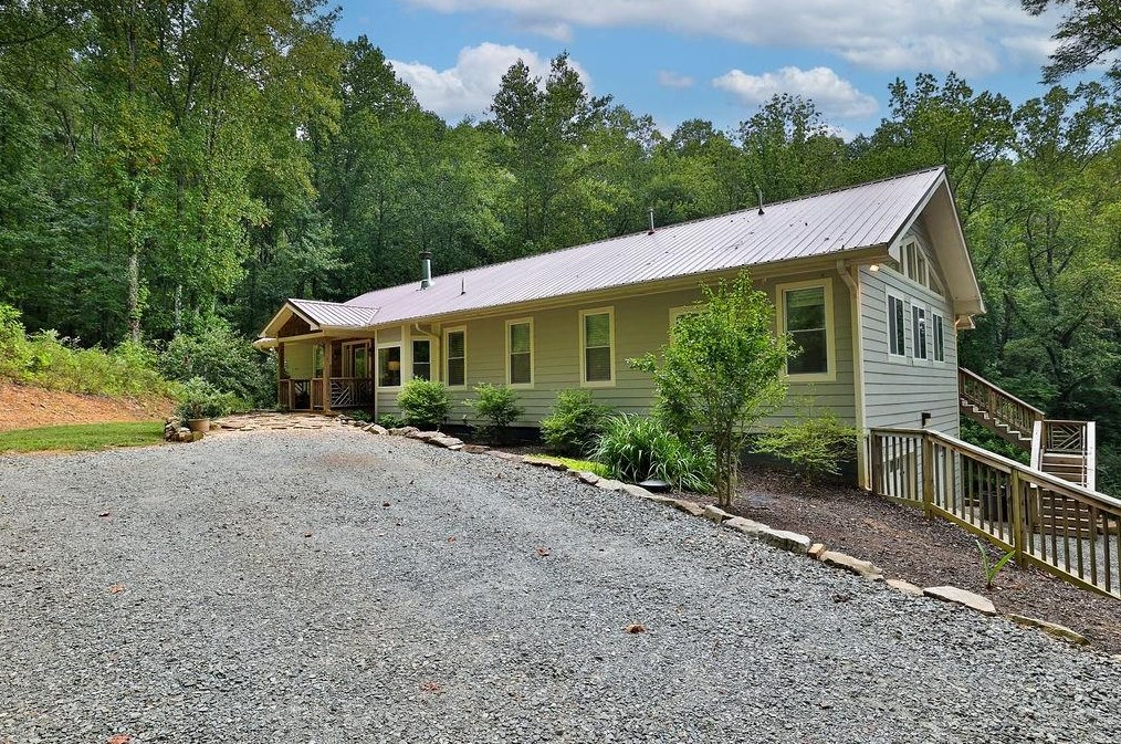 3597 Hwy 136 E, Big Canoe, GA 30143