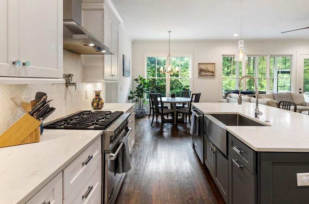 1124 Ralph Rd, Atlanta GA 30324-4624 exterior