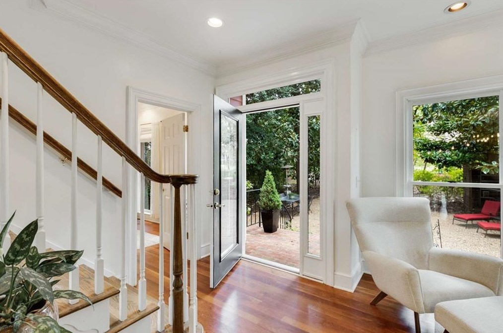 608 Avery St, Decatur GA  30030-3811 exterior