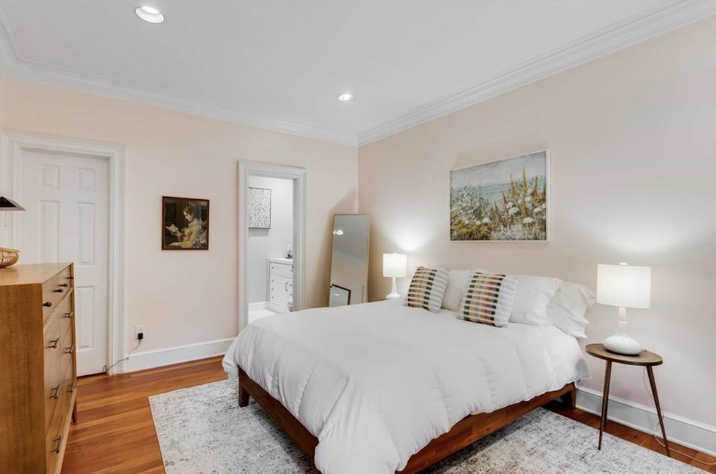 608 Avery St, Decatur GA  30030-3811 exterior