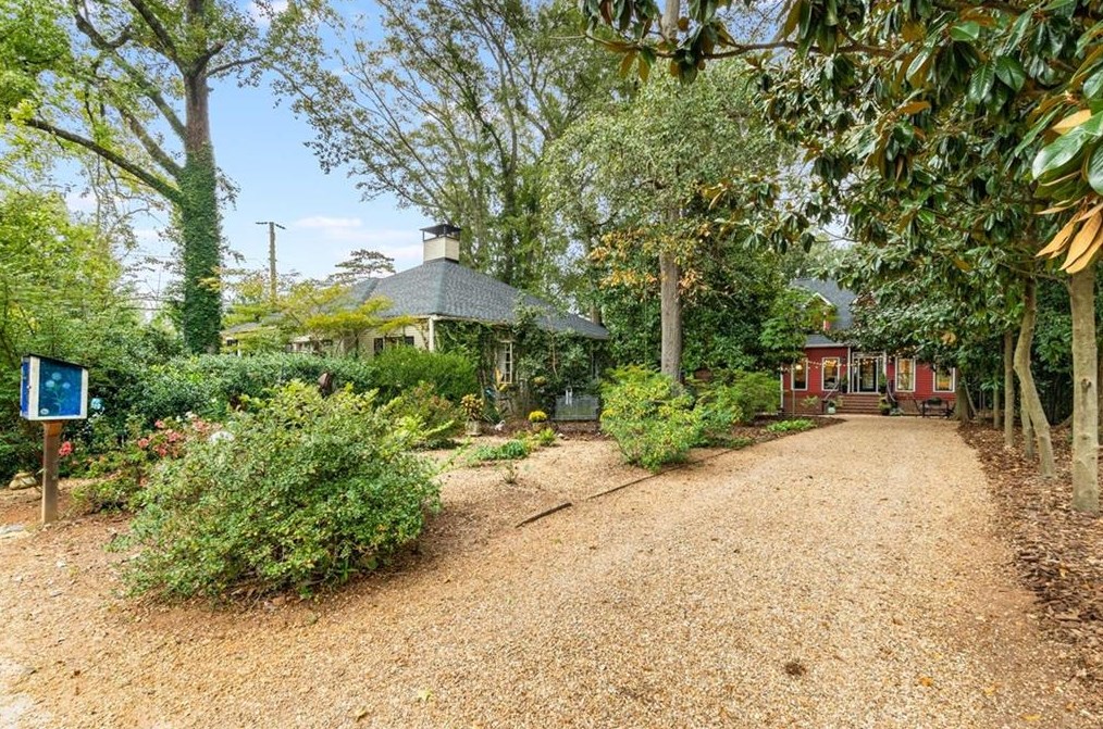 608 Avery St, Decatur GA  30030-3811 exterior