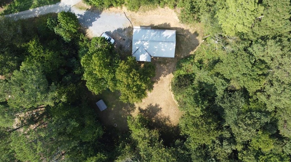 237 Hall Memorial Rd, Calhoun GA 30701-8354 exterior