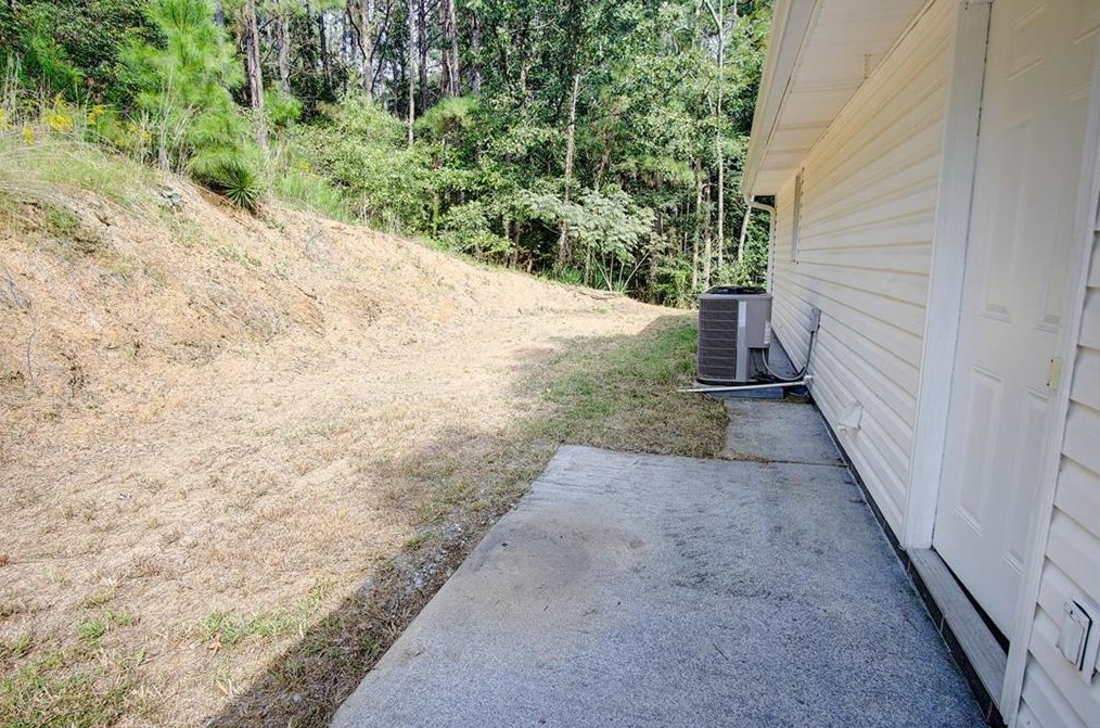 237 Hall Memorial Rd, Calhoun GA 30701-8354 exterior