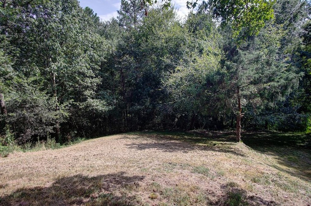 237 Hall Memorial Rd, Calhoun GA 30701-8354 exterior