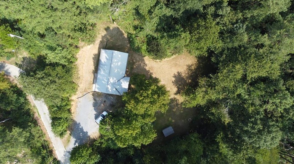 237 Hall Memorial Rd, Calhoun GA 30701-8354 exterior