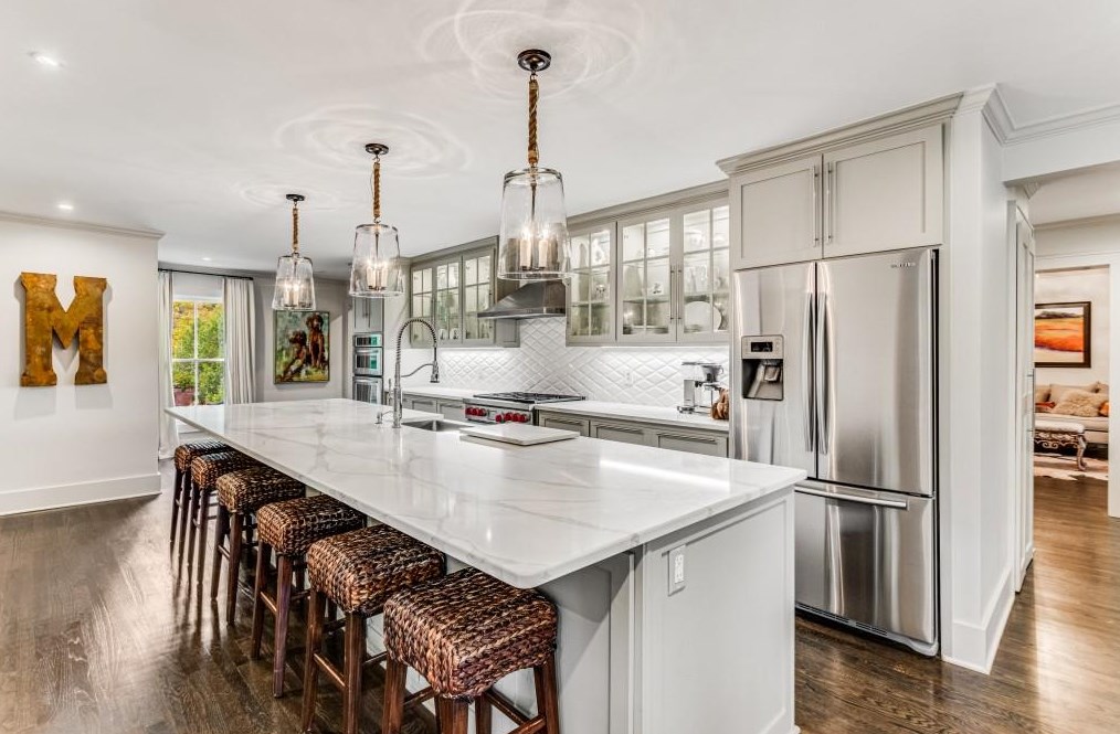 740 Weatherly Ln, Atlanta GA  exterior