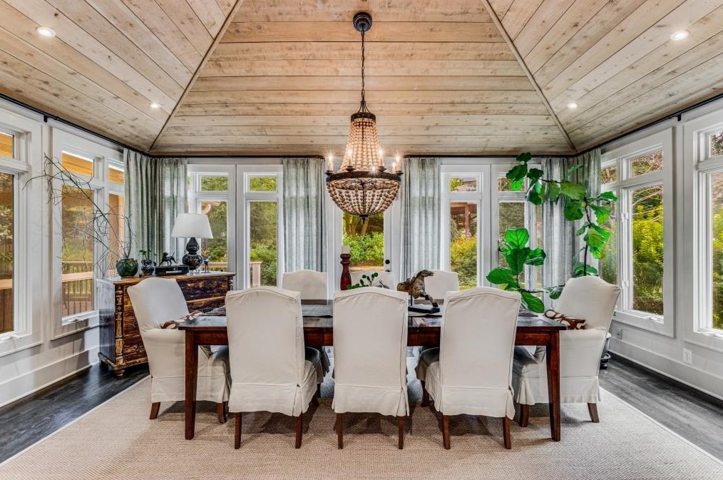 740 Weatherly Ln, Atlanta GA  exterior