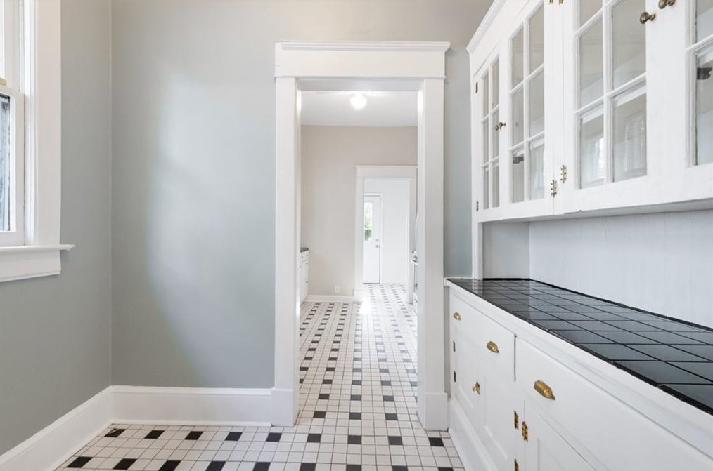 115 Feld Ave, Decatur GA  30030-3509 exterior