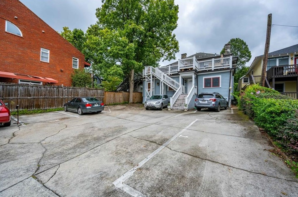 800 Ponce De Leon Pl, Atlanta GA  30306-4142 exterior