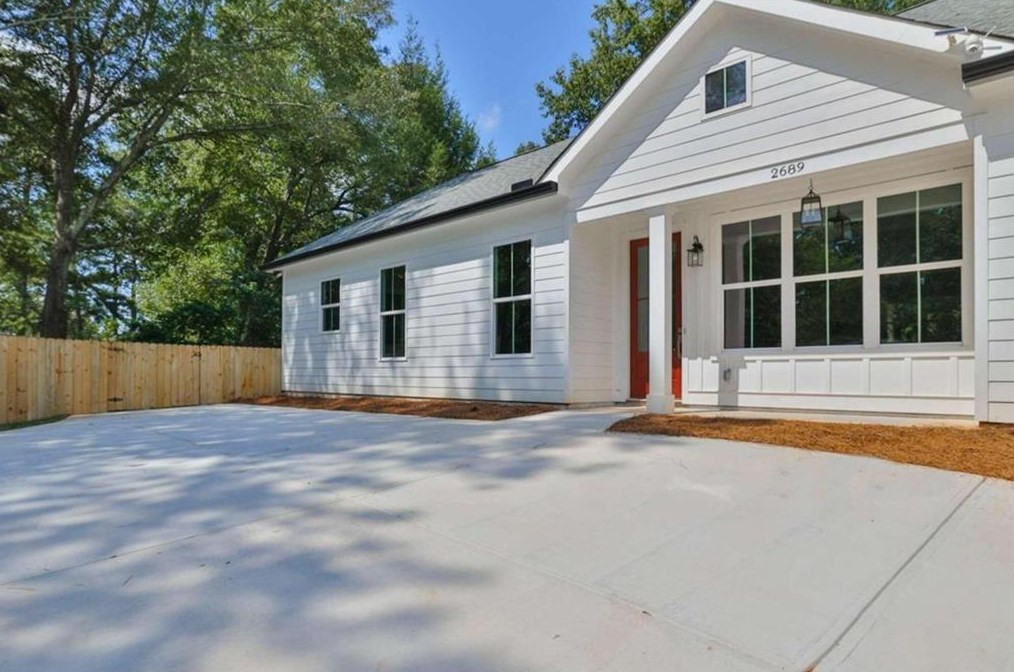 2689 Rantin Dr, Atlanta GA 30344 exterior