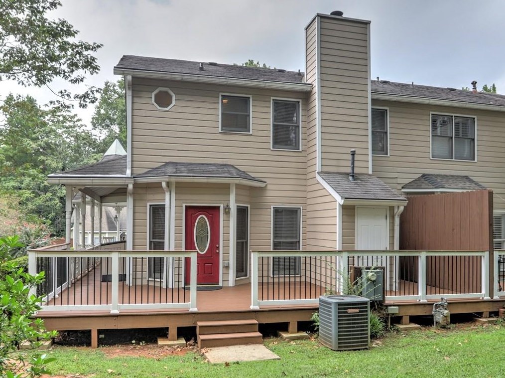 1449 Cambridge Cmn, Decatur GA  30033-2047 exterior