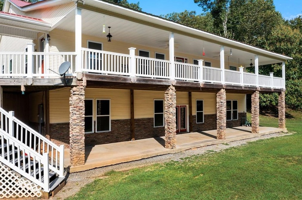 1127 Wayside Rd, Rome GA  30161-9147 exterior