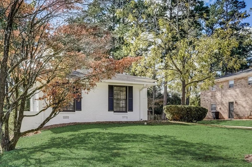 1894 Twin Falls Rd, Decatur GA  30032-6049 exterior