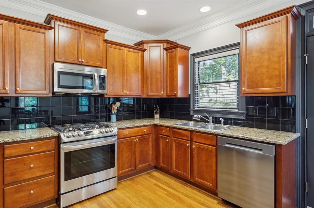1181 Warfield St, Atlanta GA  30318-4981 exterior
