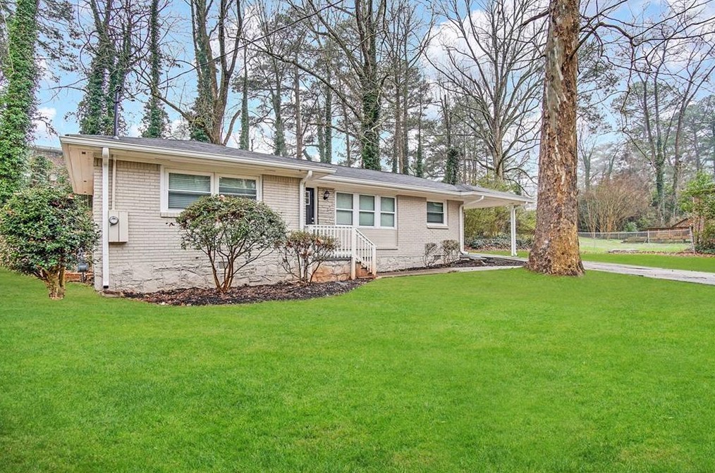 3475 Glensford Dr, Decatur GA  30032-4750 exterior