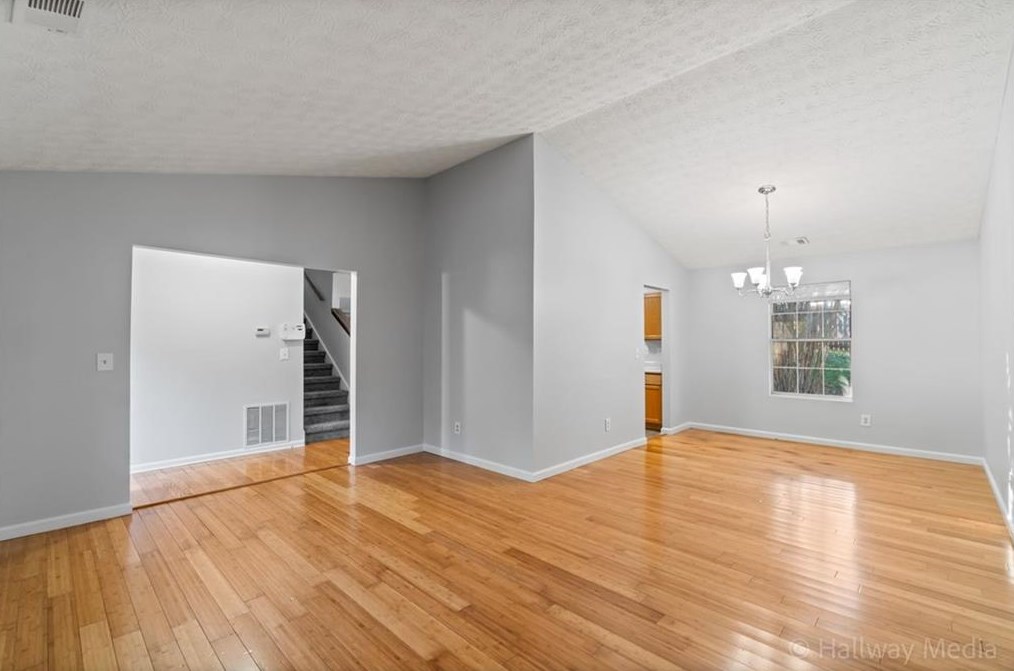 2211 Ramblewood Cir, Decatur GA  30035-3611 exterior