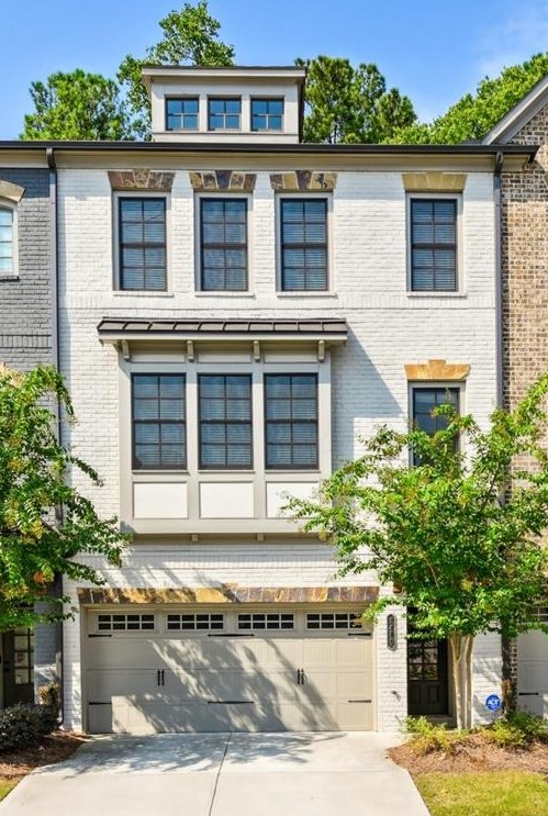 2480 Skyland Dr, Atlanta GA  30319-3759 exterior