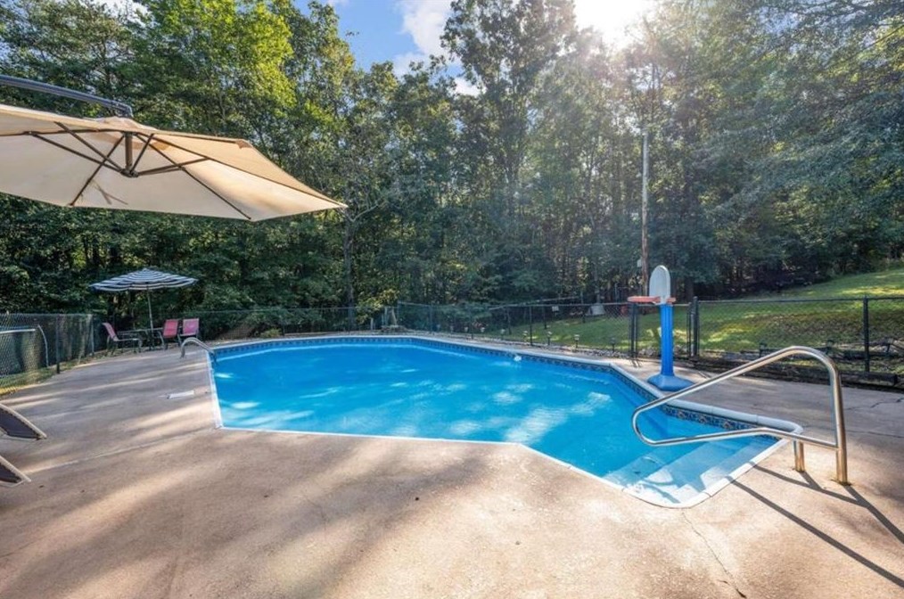 4630 Hopewell Church Rd, Gainesville GA 30506-2631 exterior