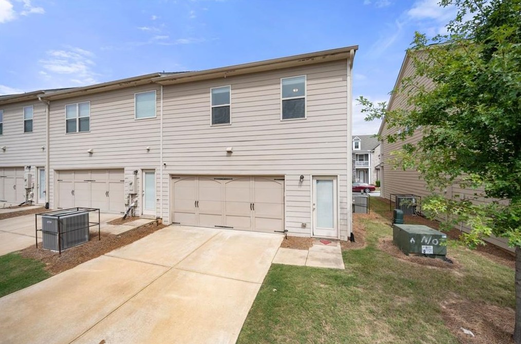 7788 Rutgers Cir, Fairburn GA  30213 exterior