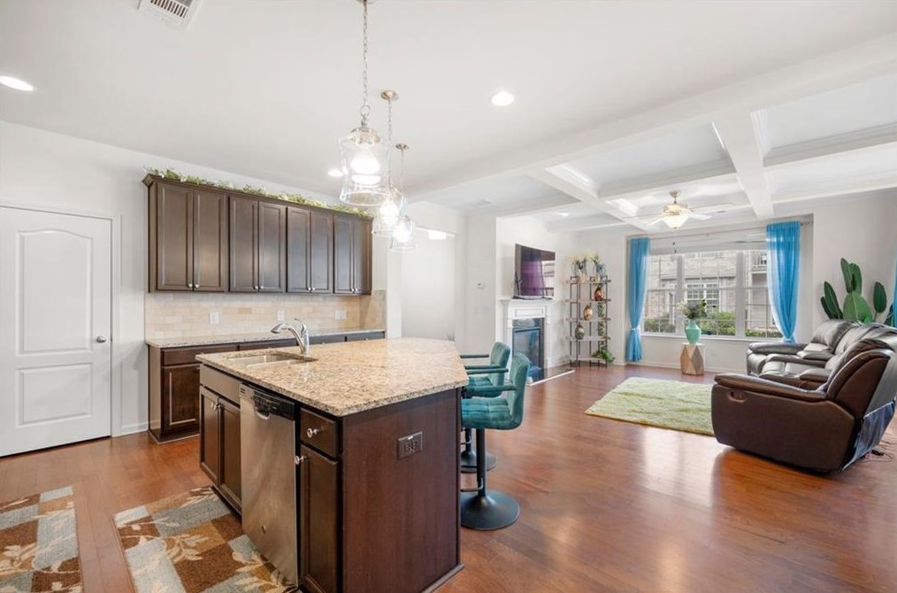 7788 Rutgers Cir, Fairburn GA  30213 exterior