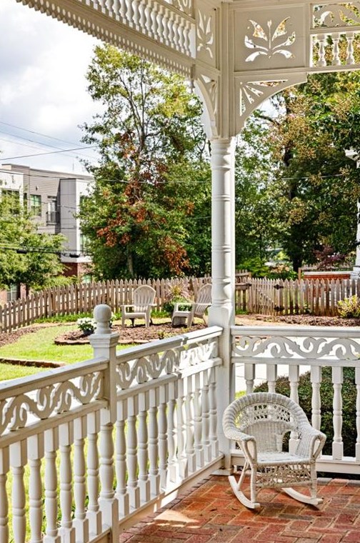 451 Woodward Ave, Atlanta GA  30312-2236 exterior