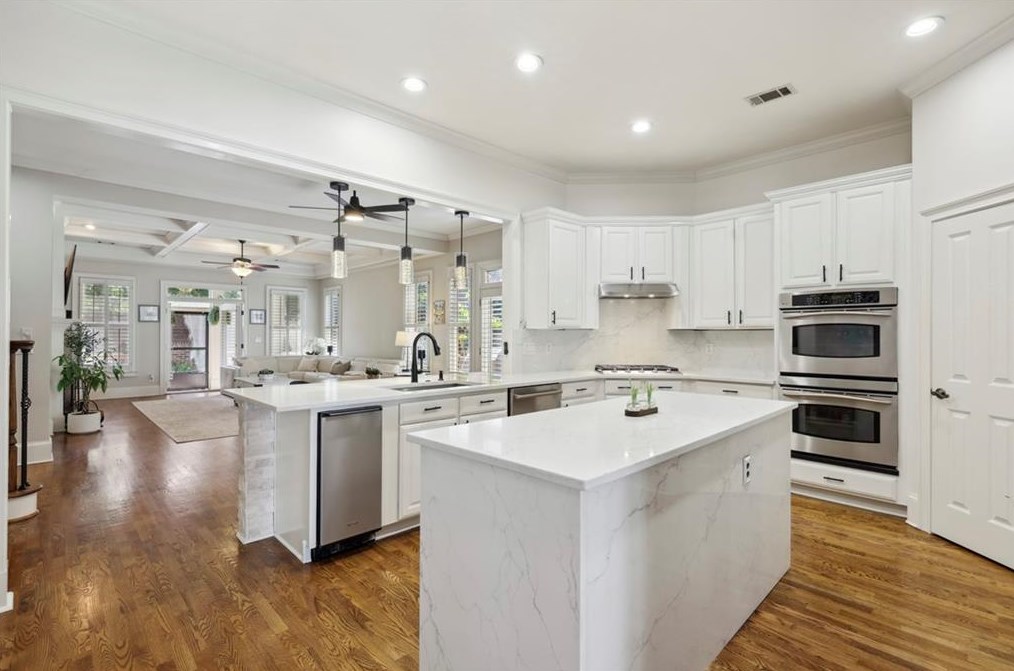2065 Arminda Ct, Alpharetta GA  30022-1589 exterior