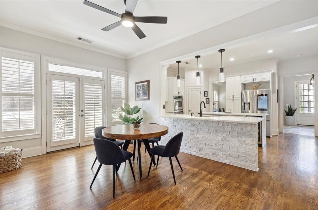 2065 Arminda Ct, Alpharetta GA  30022-1589 exterior