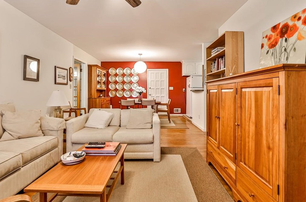 3186 Vine Cir, Decatur GA  30033-5109 exterior