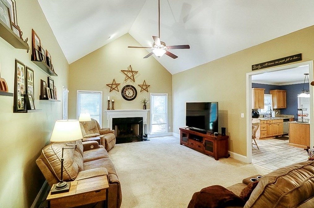 1220 Chaddwyck Dr, Athens GA  30606-7005 exterior