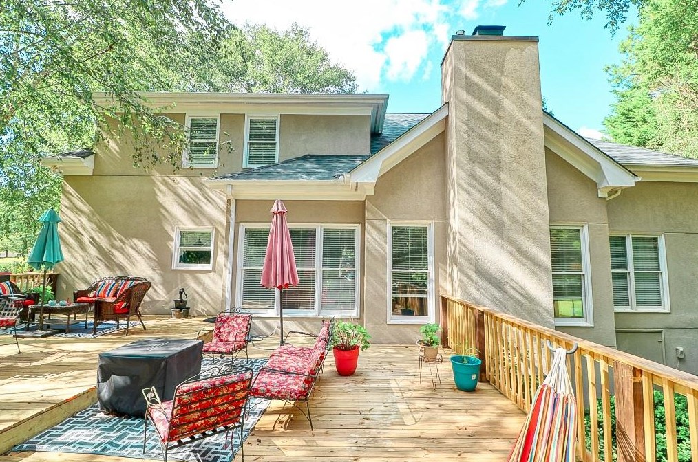 1220 Chaddwyck Dr, Athens GA  30606-7005 exterior