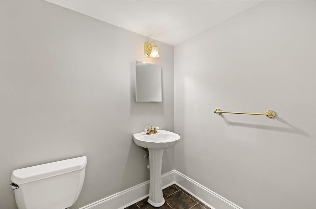 5067 Pne Bark Cir, Atlanta GA 30338-4004 exterior