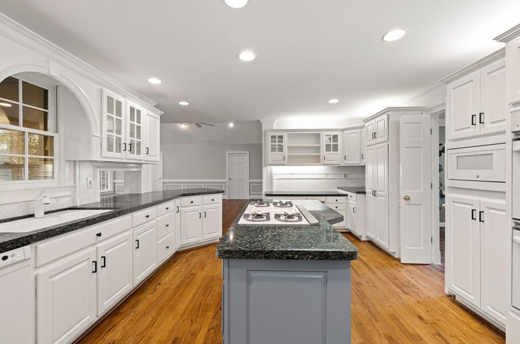 5067 Pne Bark Cir, Atlanta GA 30338-4004 exterior