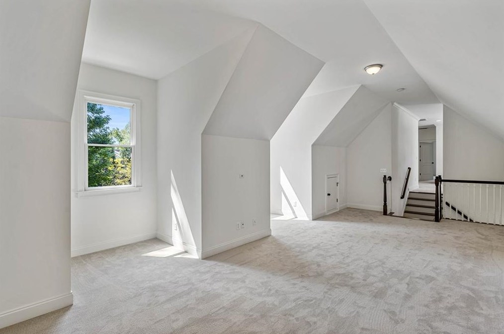 2707 Skyland Dr, Atlanta GA  30319-3645 exterior