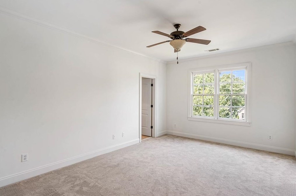 2707 Skyland Dr, Atlanta GA  30319-3645 exterior
