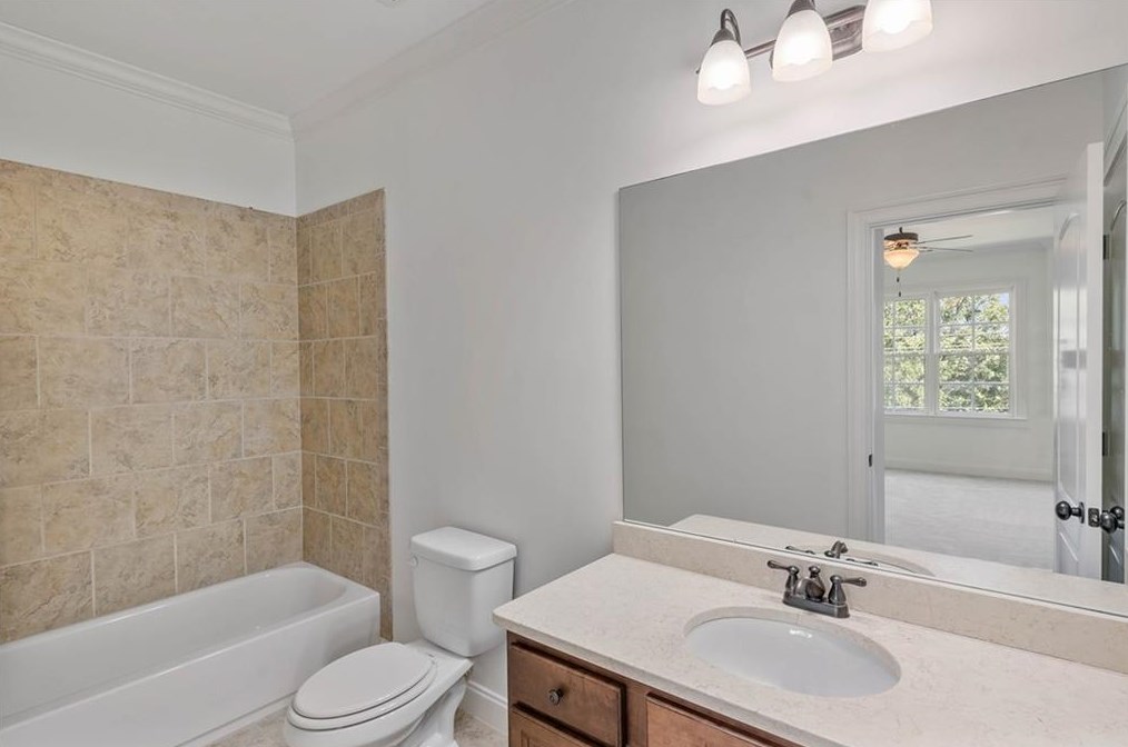 2707 Skyland Dr, Atlanta GA  30319-3645 exterior