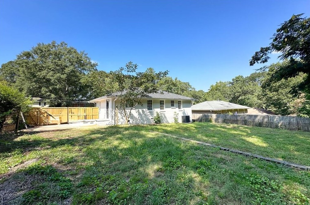 2234 Sharon Way, Decatur GA  30032-5757 exterior